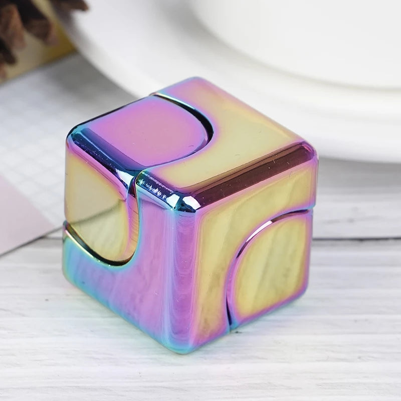 Alloy Gyro Cube