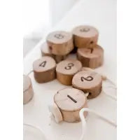 Natural tree number lacing set