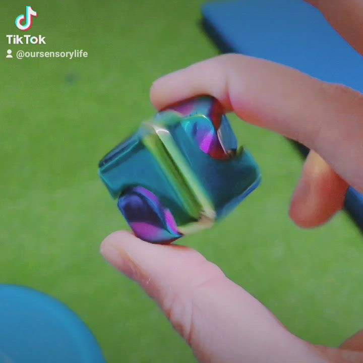 Alloy Gyro Cube