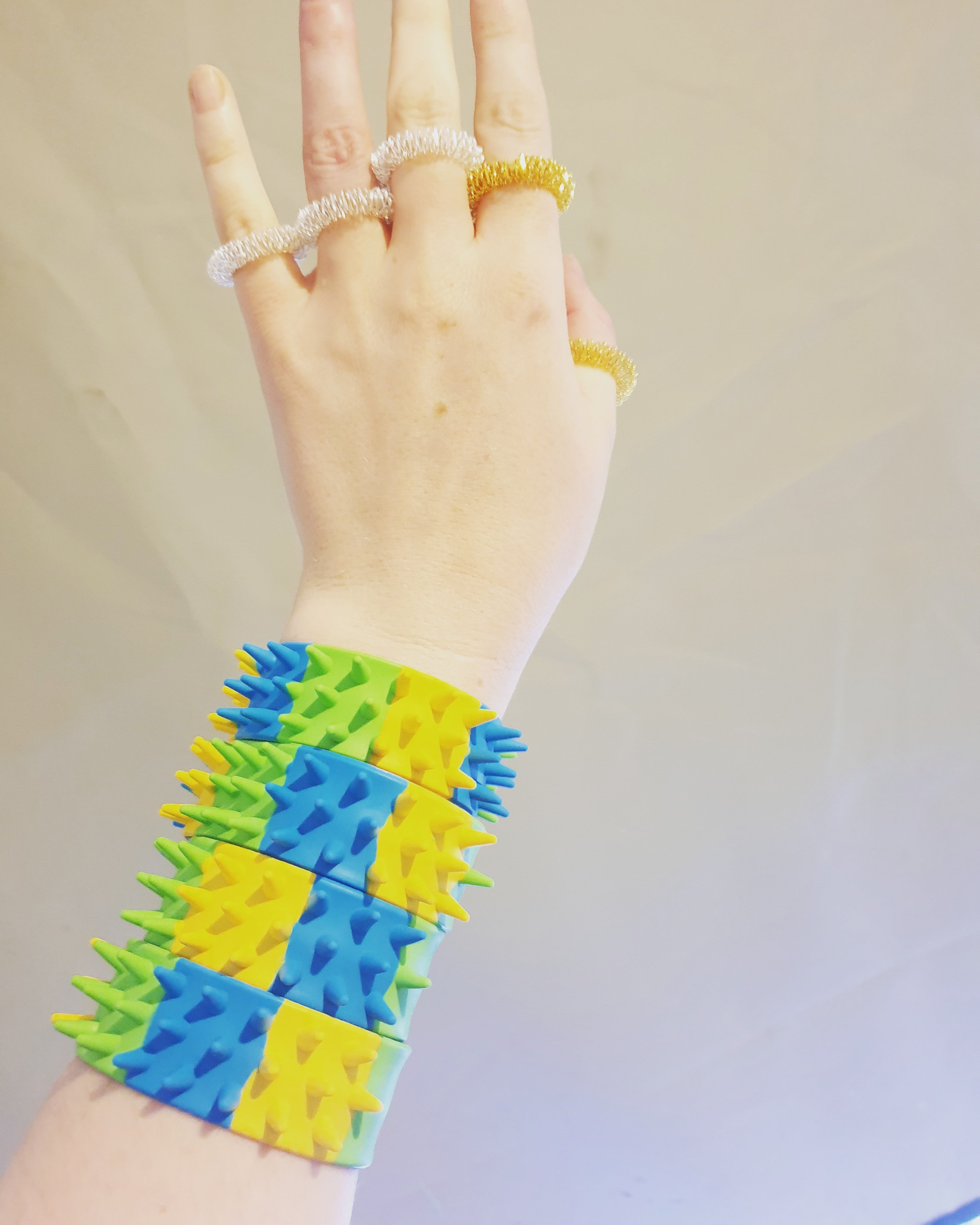 Sensory slap band