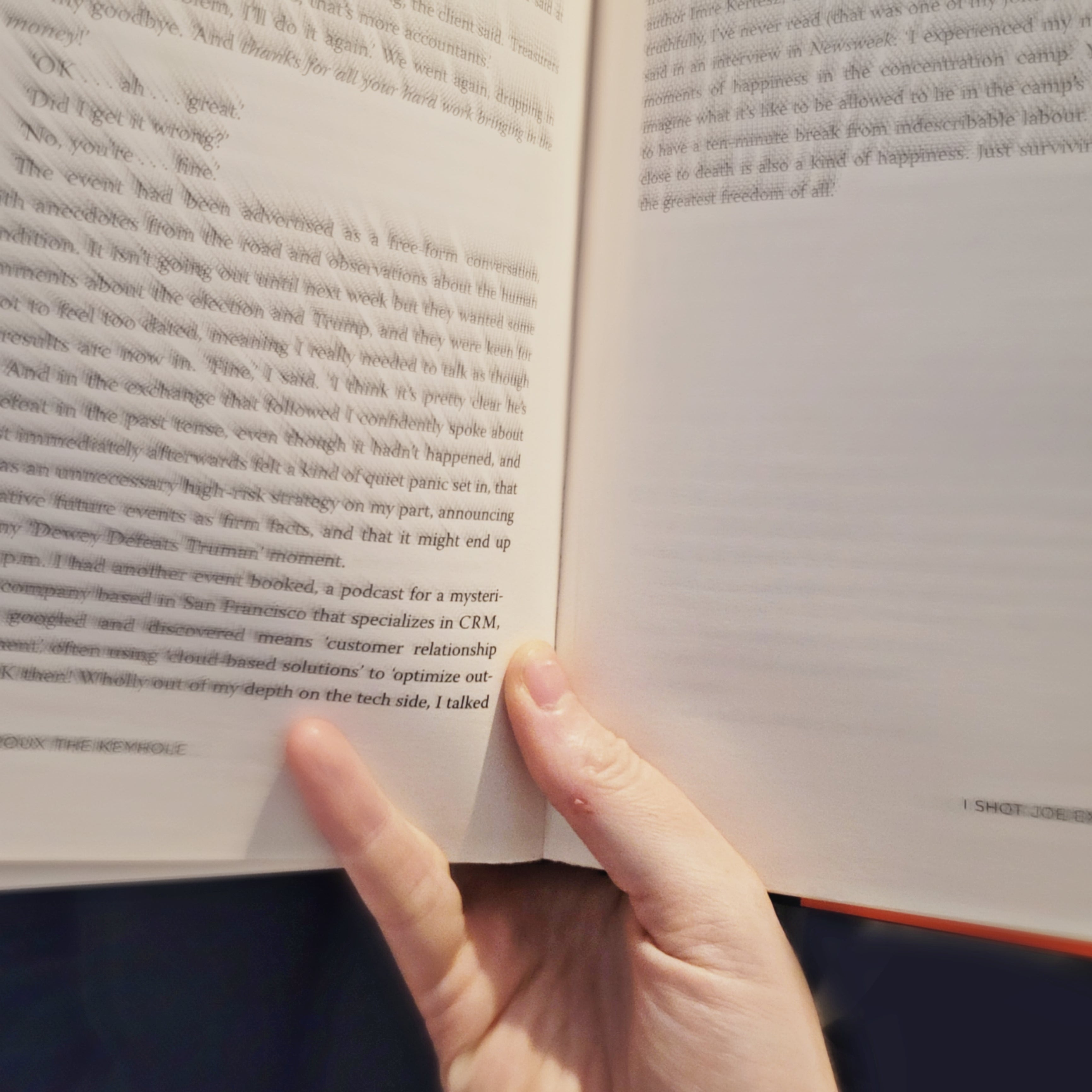 One handed ergonomic book holder